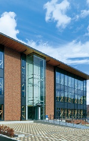 大阪府和泉市 桃山学院大学 エレノア館